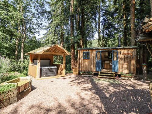 Kingswood House | Tanglewood Shepherds Hut