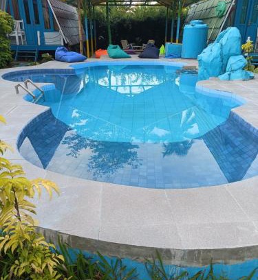 Tanjung Pandan Bed & Breakfast | Tanjong Tinggi Cottage