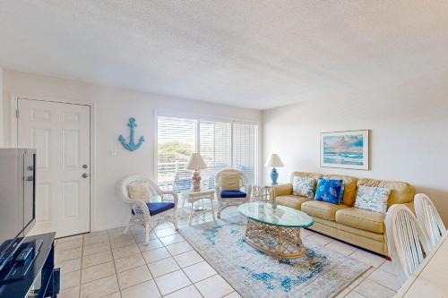 Morehead City Apartment | Tar Landing Villas 306