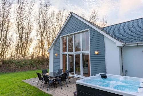 Woolacombe House | Tarka Summerhouse