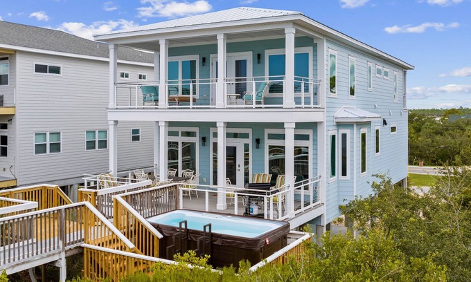 Indian Pass House | Tarpon Sound: Beachfront IP Home- Sleeps 14, Pet Friendly, New Swim Spa!