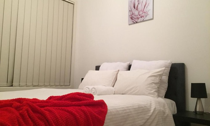 Athol Park Apartment | Tasha's Apartments on Kerry