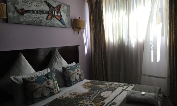 Kempton Park House | Tassili Lodge