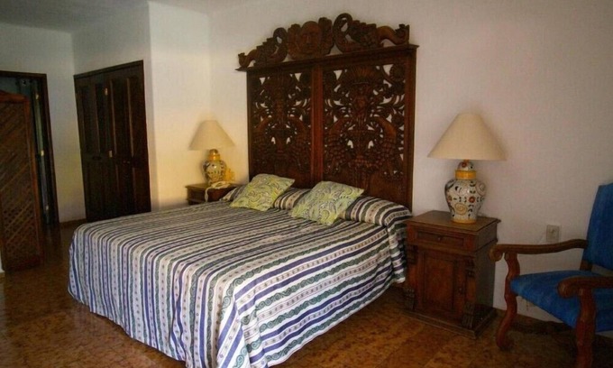 South Hotel Zone Hotel | Tasteful 1BR Condo with Garden & Pool in Los Tules
