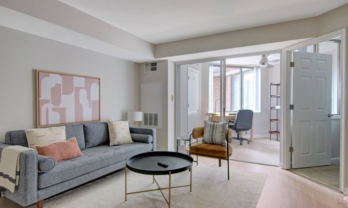 Chinatown Apartment | Tasteful Mount Vernon 1BR w/Gym, Pool, nr. Georgetown Law, by Blueground
