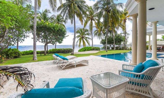 South Sound House | Tatenda: Estate Villa w/Private Pool, Balcony Suites, Paddle Boards & Snorkeling