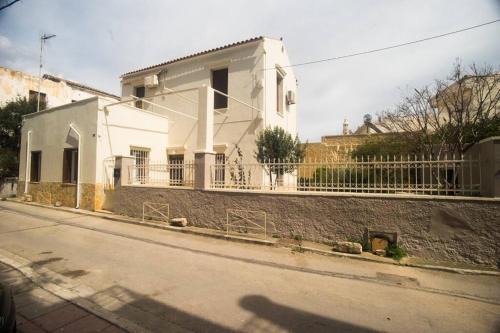 Halepa House | Tatiana's Garden House