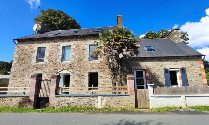 Plouha House | TatîeMamîe, 2 gites in Brittany near the sea for up to 14 people