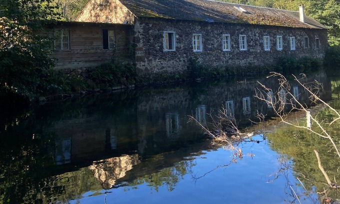 Aleu Cottage | Taupe - Cozy cottage with it's feet in the river, close to great hiking trails