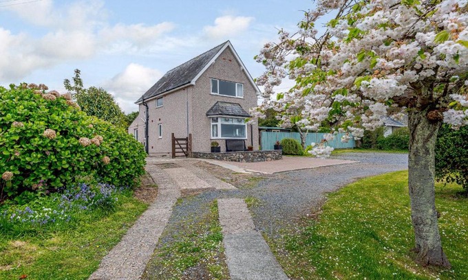 Talybont House | Tawelfan