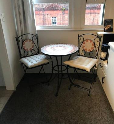 Darlinghurst Apartment | Taylor Square, Bourke St, Surry Hills, Darlinghurst