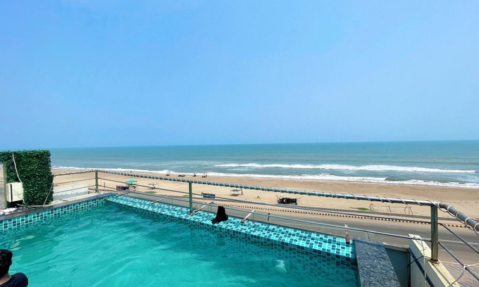 Puri Hotel | TBS Sea View - Full AC- Pool & Breakfast