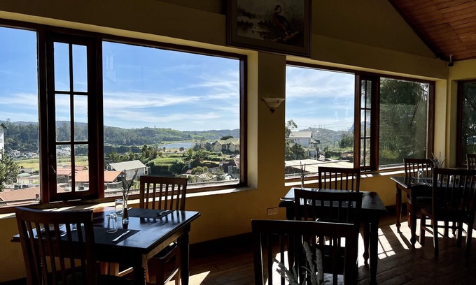 Nuwara Eliya House | Tea Bush Hotel - Nuwara Eliya