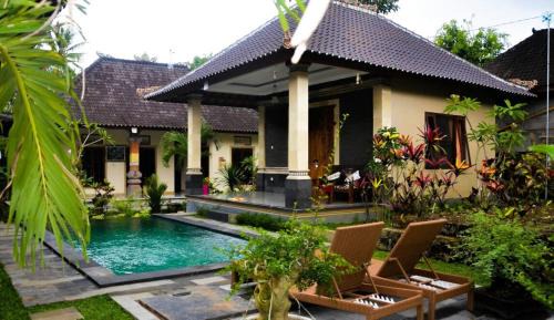 Melayang Bed & Breakfast | Teba junjungan cottages
