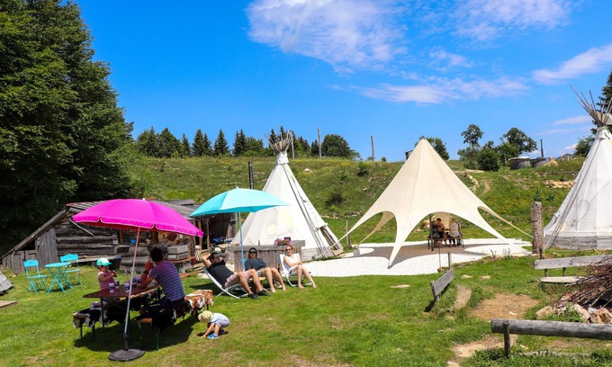 Montcel RV Rental | teepee comfort 2 to 4 people