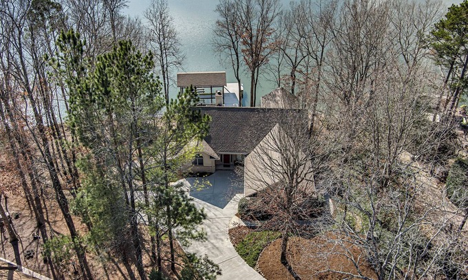 Loudon House | Tellico Lakefront Living