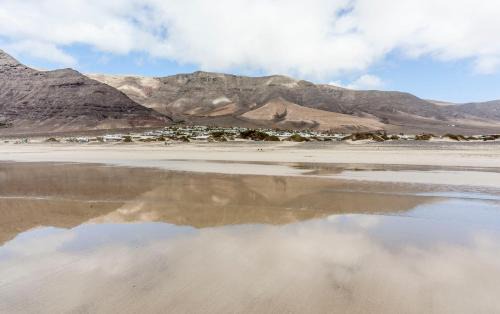 Urbanizacion Famara Apartment | TEMISA FAMARA BEACH