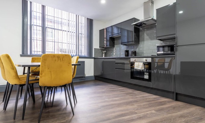 Liverpool City Centre Apartment | Temple Court by UStay Aparthotels