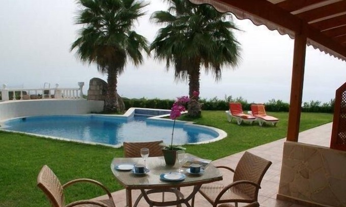 Chio Apartment | Tenerife Southwest - Holiday property on a luxurious finca with pool & grill
