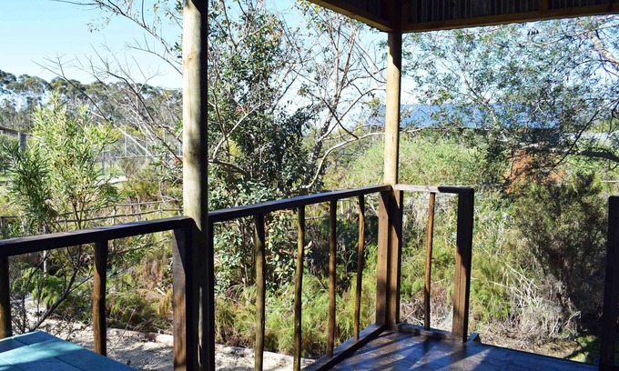 Die Barakke Cabin | Tenikwa Nature Lodge and Family Suites