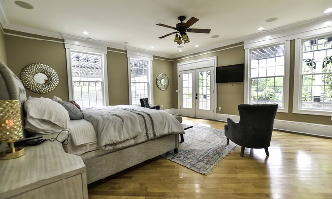 Dickel House | Tennessee Estate Built to Host Family Gatherings!
