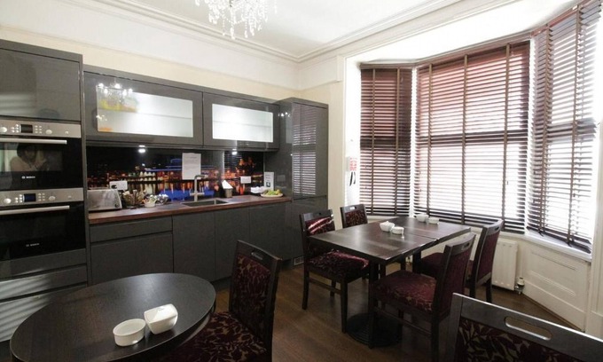 Lincoln House | Tennyson