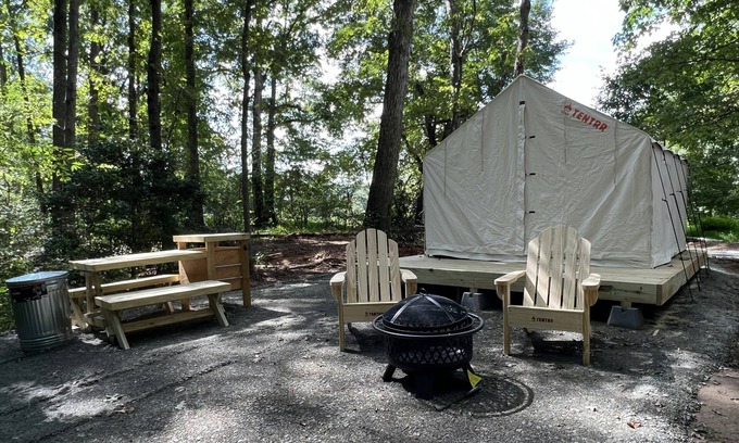 Unionville RV Rental | Tentrr Signature Site - Stuart's Skylark- The Camp at Dearsville