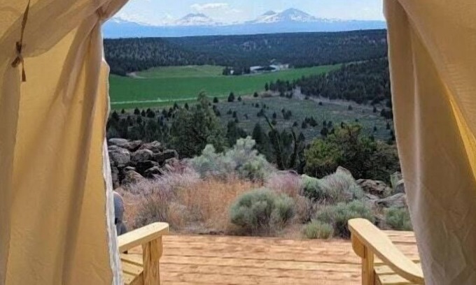 Redmond RV Rental | Tentrr Signature Site - Casita del Sol