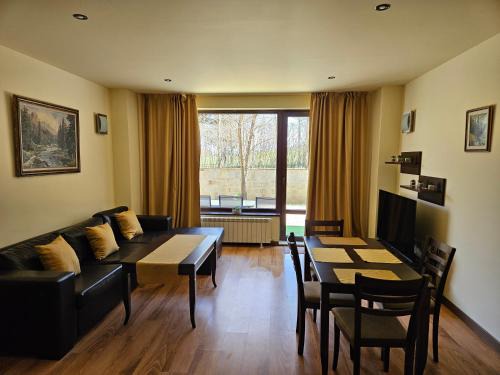 Razlog Apartment | TERRA COMPLEX D5 - Private apartment - Golf, Skiing & SPA