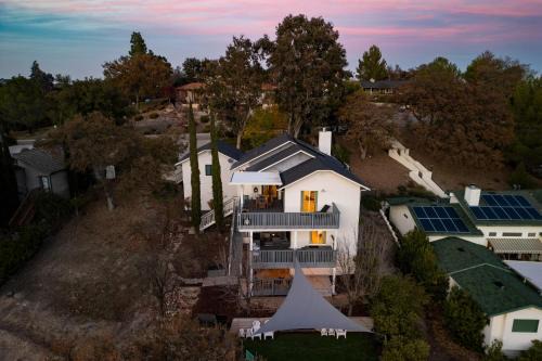 Paso Robles House | Terrace Hill Modern Paso Robles Escape Near Wineries Dining and Hot Springs