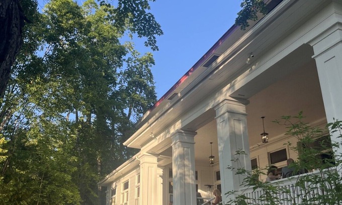 Bay View Hotel | Terrace Inn and 1911 Restaurant