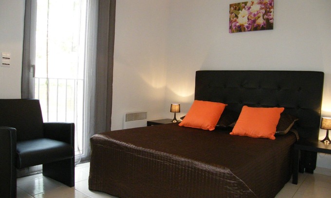 Latour-Bas-Elne Apartment | Terrasse Panoramique 6p 2ch Animaux Chéques Vacances Wifi Jardin Parking 2km mer