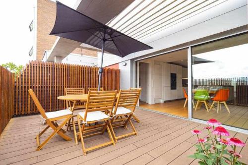 Gijon City Centre Apartment | Terraza de Corrida