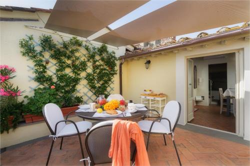 Cortona Old Town Apartment | Terrazza Silena, centro storico con vista Cortona!