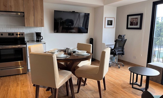 Zona 9 Apartment | Terrific 3-bedroom apartment in Guatemala City