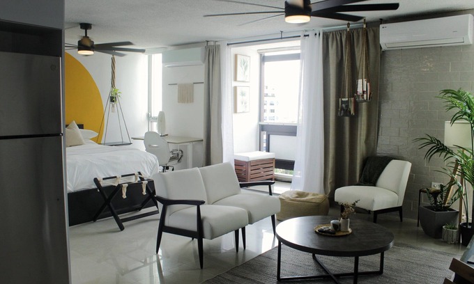 San Juan Apartment | Tertulias con Julia’s design & Great Location
