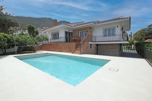 Alhaurin de la Torre House | TESS Villa Paz