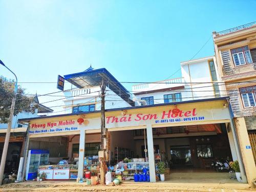 Moc Chau Hotel | Thái Sơn Hotel Mộc Châu