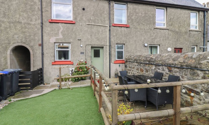 Banff Cottage | THAIN HOUSE, pet friendly, country holiday cottage in Banff