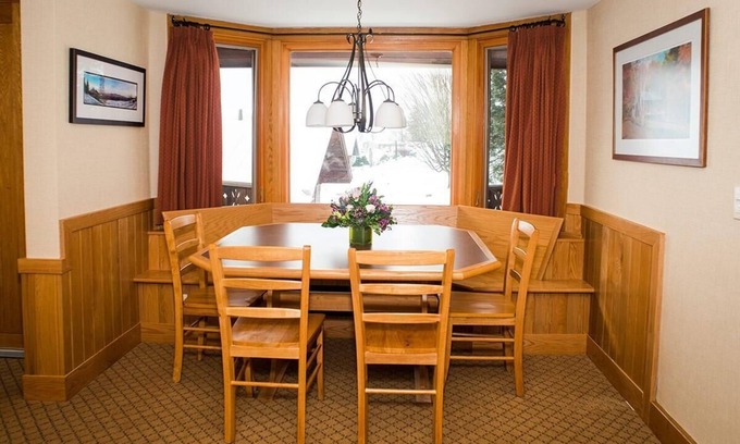 Moscow House | Thanksgiving Timeshare week November 22nd-29th