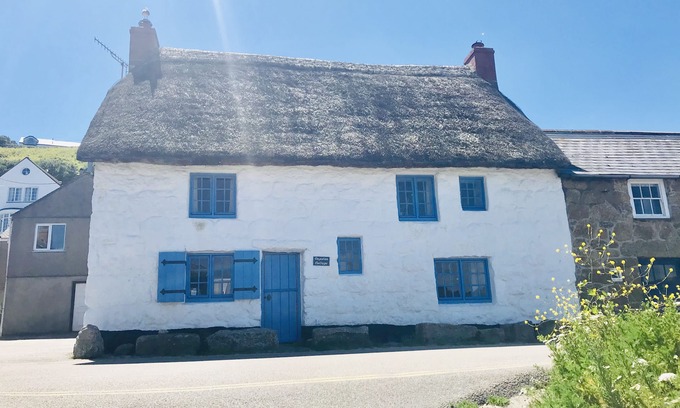 Sennen Cove Cottage | Thatched Cottage With Sea Views Situated Just Yards From The Beach