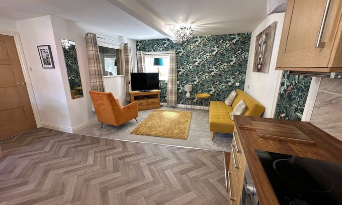 Cottingham House | Theé Óldé Cow Shéd nCottingham nFree parking & WI-FInCentral location