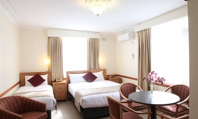 Katoomba Hotel | The 3 Explorers Motel