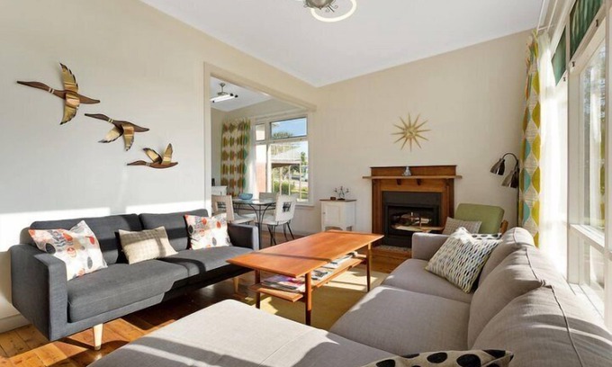 Merimbula Cabin | The 50's Beach House Merimbula