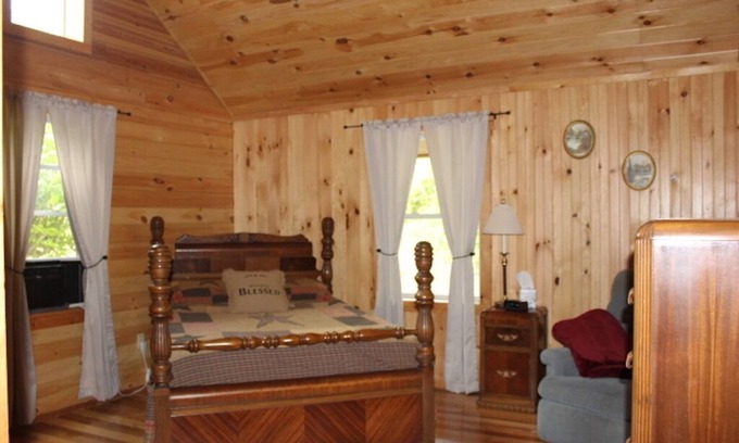 Bakersville House | The Abernathy NC