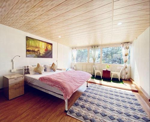 Dharamshala Hotel | The Acanti, Dharamshala
