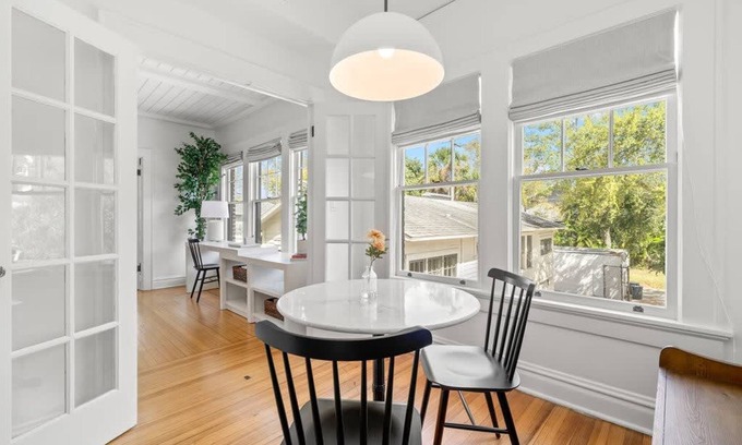 Hyde Park Apartment | The Adaline 6 Gorgeous Hyde Park Apartment