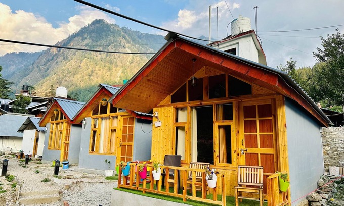 Kasol Hotel | The Aisling House