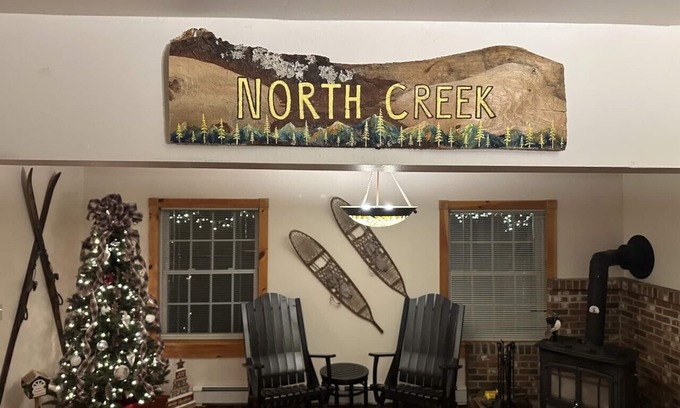 North Creek House | The Alexander House 1887 Farmhouse in North Creek!