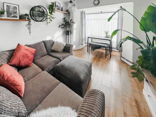 Perranporth House | The Annex At Tenniside